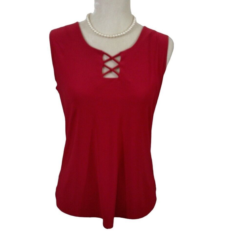 Diane Belle Womans Red Top Size Med Sleeveless Pullover
